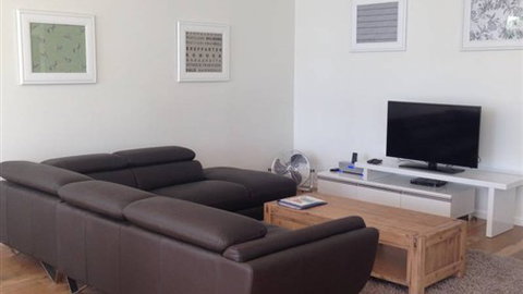 28 Graham Ave - Darwin Holiday 4