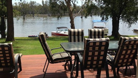 28 Graham Ave - Darwin Holiday 2