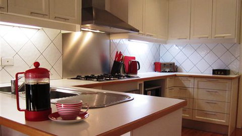 Maydays - Darwin Holiday 6