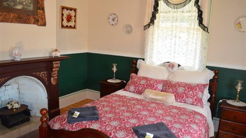 JDS On High - Darwin Holiday 0