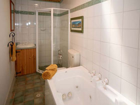 Karinga Park Coach House - Darwin Holiday 3