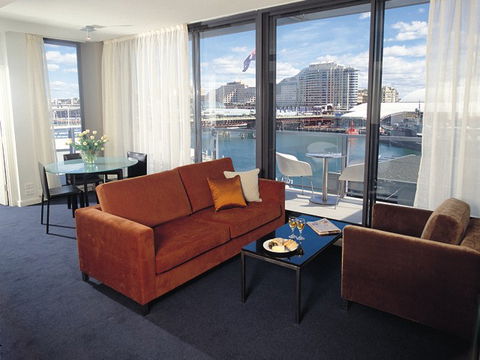 Adina Apartment Hotel Sydney, Harbourside - Darwin Holiday 0