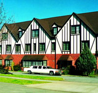 Albury Manor House - Darwin Holiday