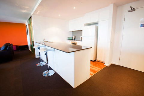 B7 Honeysuckle Apartments - Darwin Holiday 2