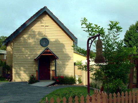 Bell Chapel B & B - Darwin Holiday 1