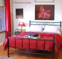 Bettenay's Lakeside Loft Spa Apartment - Darwin Holiday