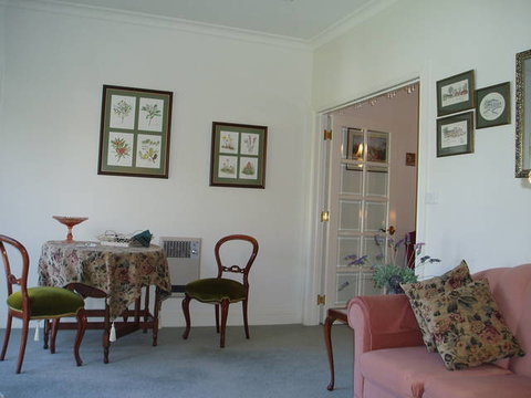 Birchwood Devonport Self Contained Self Catering Accommodation - Darwin Holiday 2