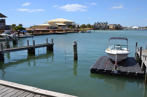 Busselton Marina Bed & Breakfast - Darwin Holiday 3
