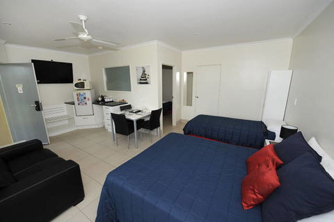 Caboolture Riverlakes Motel - Darwin Holiday 2