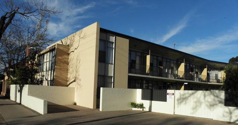 Capri Lodge Apartments - Darwin Holiday 3