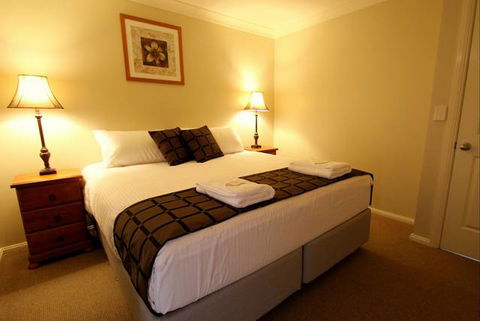 Colonial Court Villas Serviced Apartments - Darwin Holiday 2