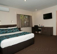 Comfort Inn  Suites Robertson Gardens - Darwin Holiday