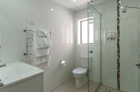 Comfort Inn & Suites Robertson Gardens - Darwin Holiday 1