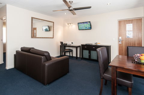 Comfort Inn & Suites Robertson Gardens - Darwin Holiday 4