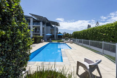 Pacific Marina Apartments - Darwin Holiday 8