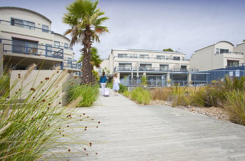 Corrigans Cove - Darwin Holiday 2