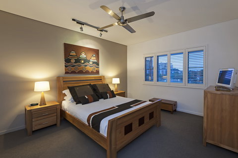 Darwin Waterfront Apartments - Darwin Holiday 5