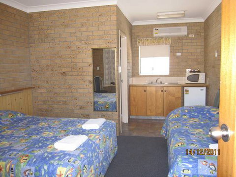 Dragon Phoenix Resort & Restaurant - Darwin Holiday 2