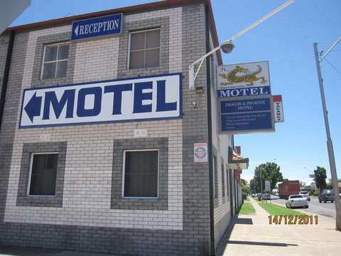 Dragon Phoenix Resort & Restaurant - Darwin Holiday 3