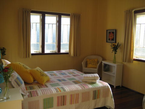 Eco Queenslander Holiday Home - Darwin Holiday 1