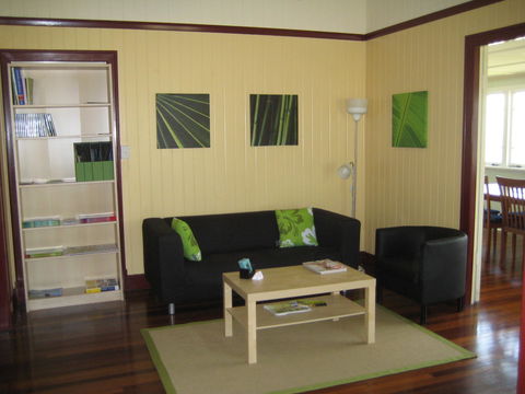 Eco Queenslander Holiday Home - Darwin Holiday 3