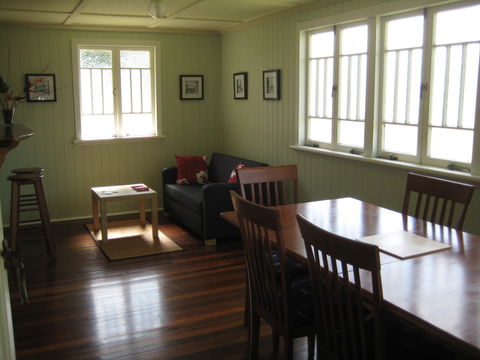 Eco Queenslander Holiday Home - Darwin Holiday 4
