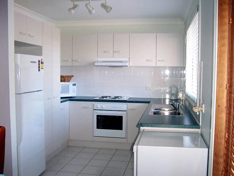 Elm Cottage - Tumut - Darwin Holiday 3