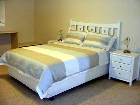 Fairways Bed & Breakfast At Jerilderie - Darwin Holiday 1