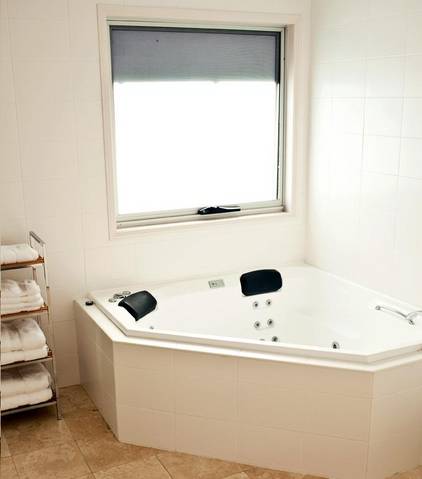 Forty Five - Darwin Holiday 2