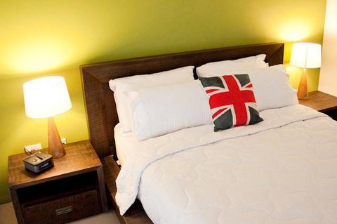 Forty Five - Darwin Holiday 3