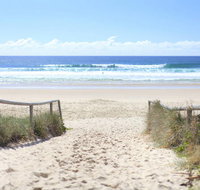 Golden Riviera Beach Resort - Darwin Holiday