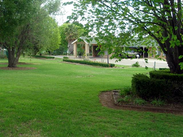 Moorong NSW Darwin Holiday