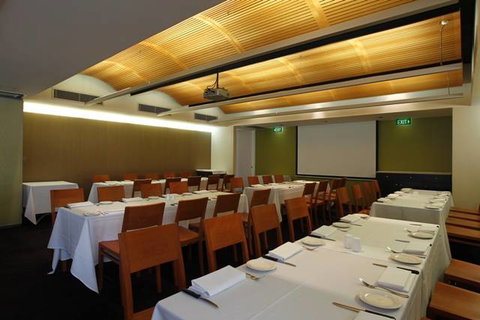 Ibis Styles Sydney Lansvale - Darwin Holiday 1