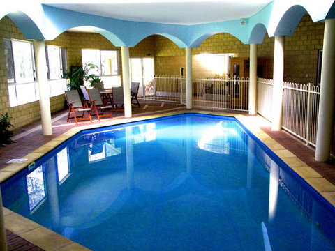 Inn The Tuarts Guest Lodge Busselton - Darwin Holiday 2