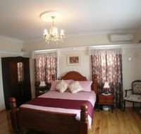 Johnstone's on Oxley Bed  Breakfast - Darwin Holiday