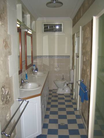 MacDonnell House (Naracoorte Cottages) - Darwin Holiday 0