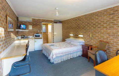 Marcoola Motel - Darwin Holiday 0