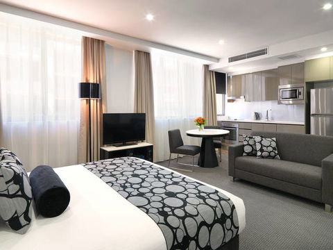 Meriton Serviced Apartments - North Ryde - Darwin Holiday 0