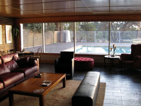 Mudgee's Getaway Cottages - Darwin Holiday 0