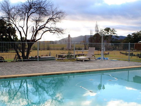 Mudgee's Getaway Cottages - Darwin Holiday 2