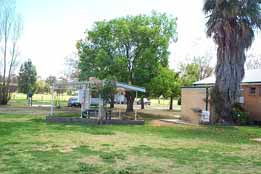 Poplars Caravan Park - Darwin Holiday 1