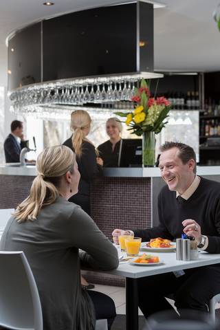 Premier Hotel & Apartments - Darwin Holiday 3