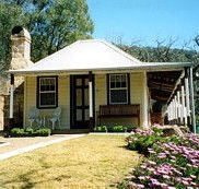 Price Morris Cottage - Darwin Holiday