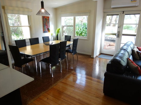 Ripples N Tonic - Darwin Holiday 4