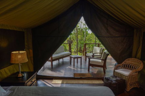 Arnhemland Barramundi Nature Lodge - Darwin Holiday 10