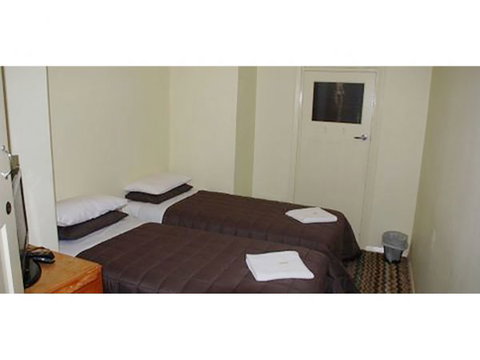 Capertee Royal Hotel - Darwin Holiday 6