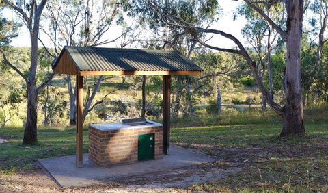 Apsley Falls Campground - Darwin Holiday 1