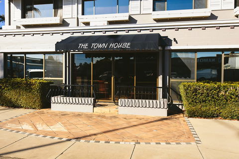 The Town House Motor Inn - Sundowner Goondiwindi - Darwin Holiday 3