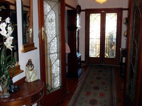 Rose Garden On Church - Darwin Holiday 0