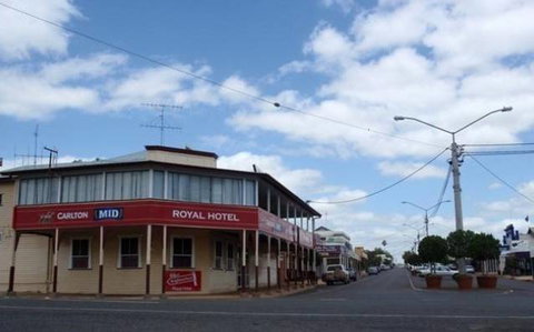 Royal Hotel Mundubbera - Darwin Holiday 1